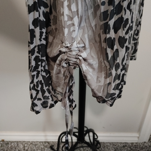 Cheetah print ombre blouse - Picture 4 of 5